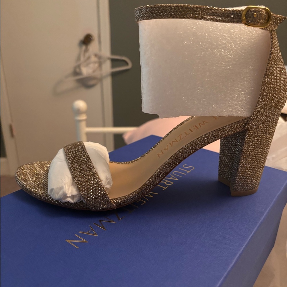 Stuart Weitzman 39.5 Nearlynude